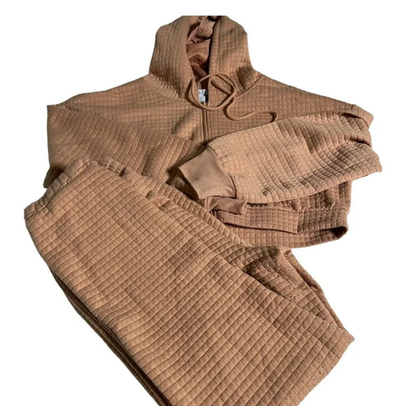 Rue21 Pants - Rue 21 2 piece Brown Cropped Hoodie and jogger set